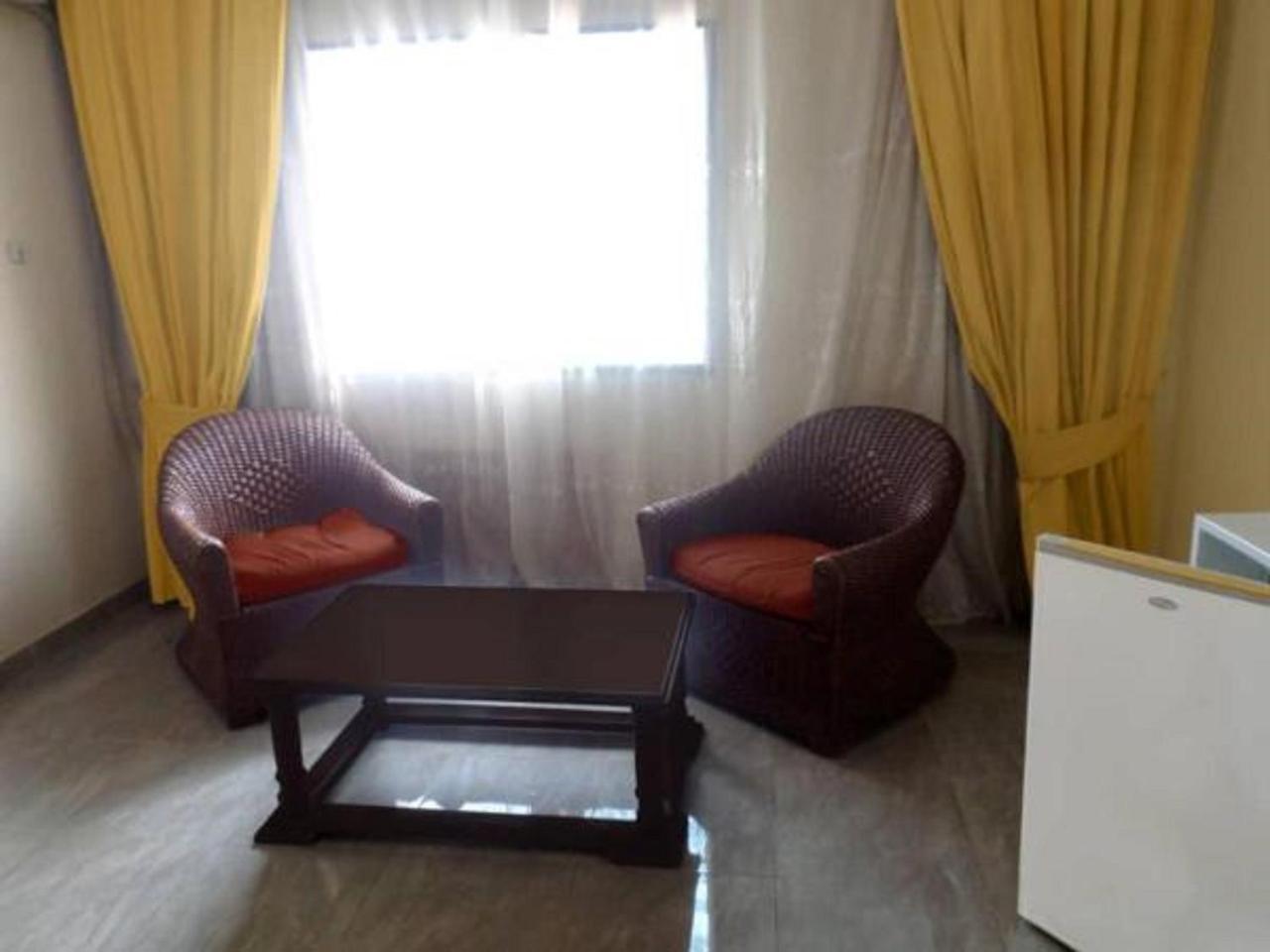 Hotel Azur ياوندي المظهر الخارجي الصورة