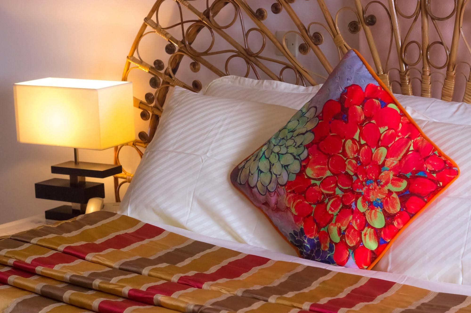 Hotel Azur ياوندي المظهر الخارجي الصورة