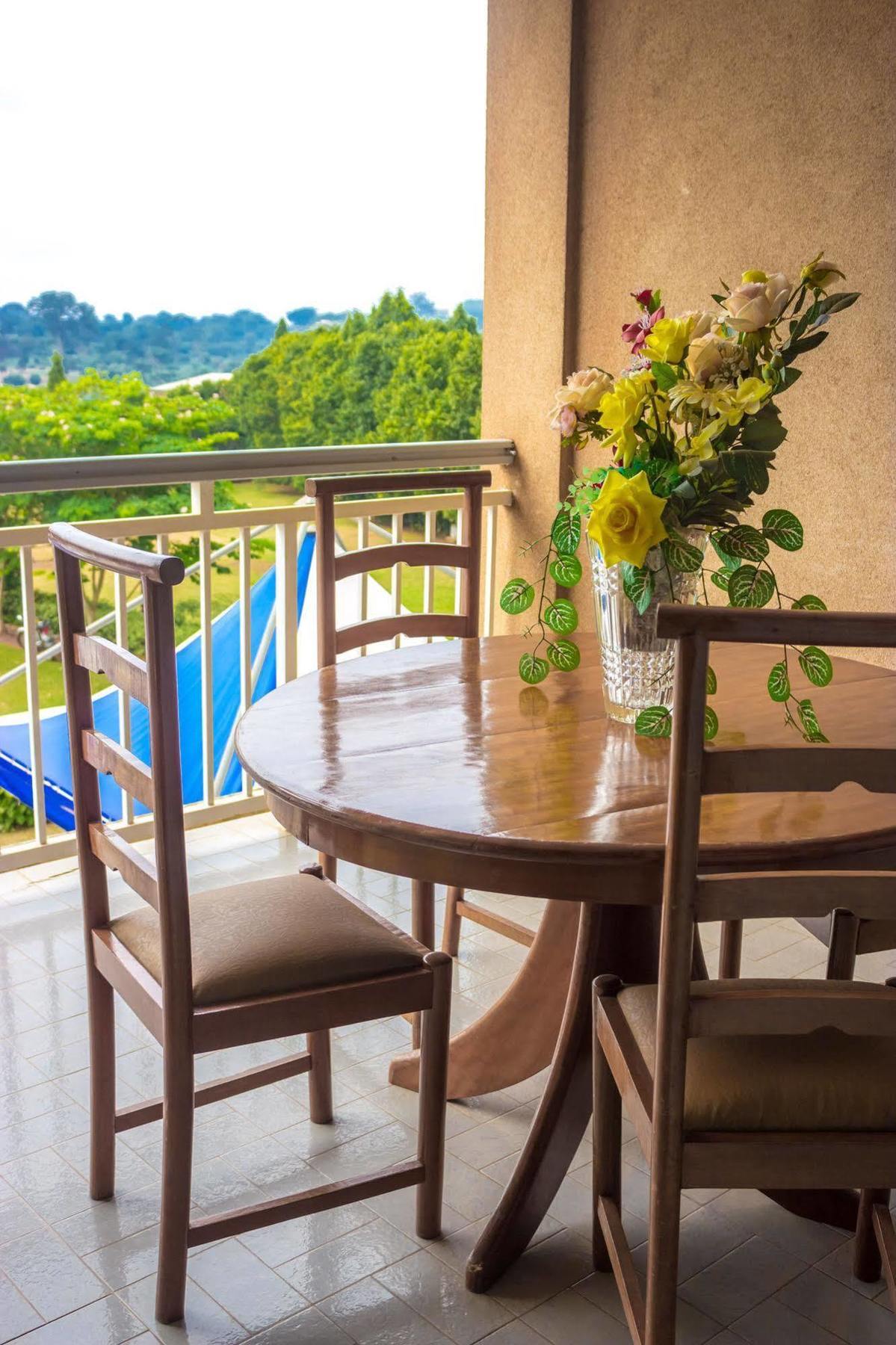 Hotel Azur ياوندي المظهر الخارجي الصورة